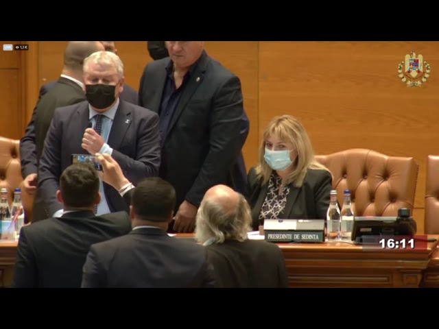 Scene incredibile in Parlament, institutia cu cea mai slaba credibilitate