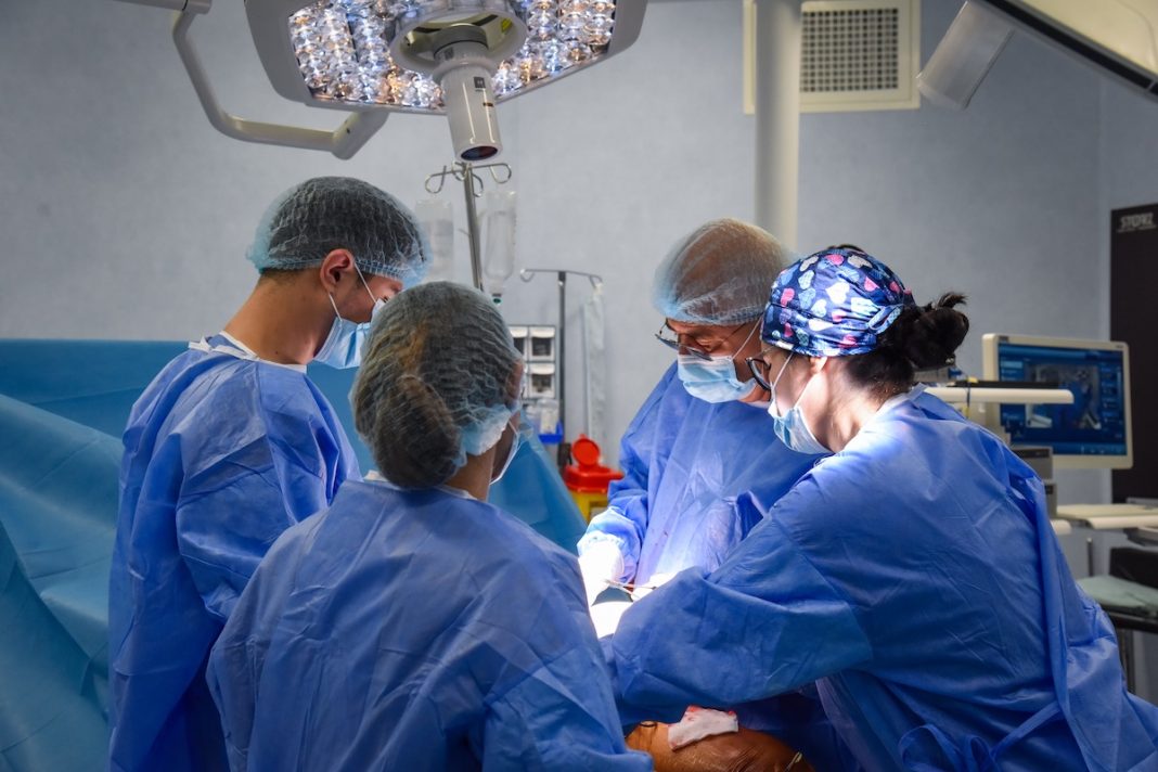 Fistula pentru dializă care a devenit o problemă după transplantul renal